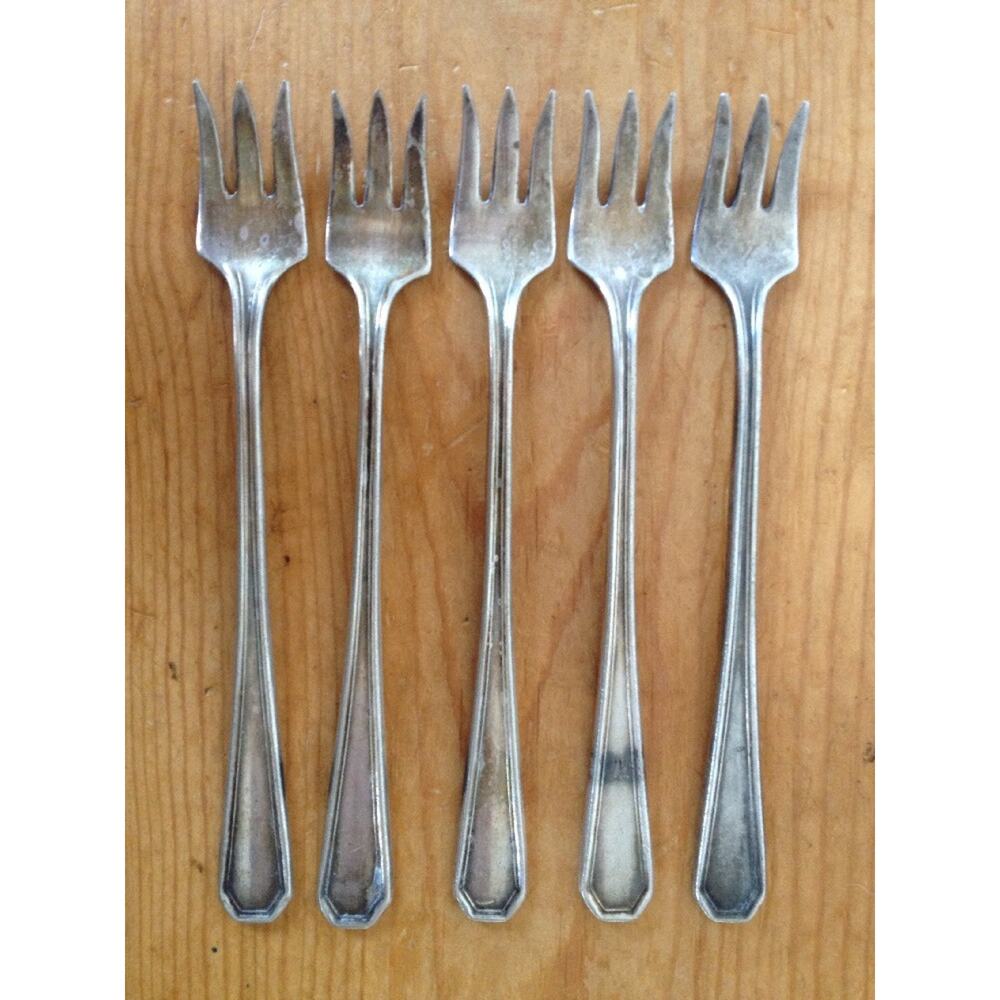 Set of 5 Vtg Antique Silverplate Park Hotel Cocktail Hor Dourves Pickle Forks